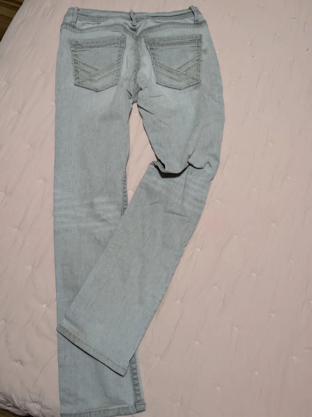 BKE Men's Light Gray Straight Jeans